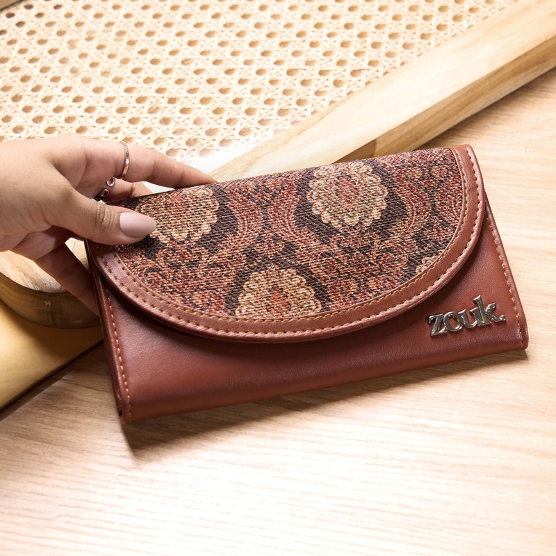 Jodhpur Damask Kyra Flap Wallet