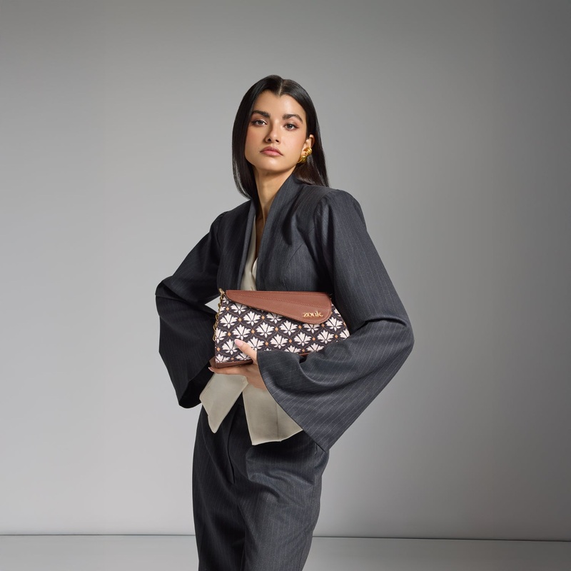 Rhea Kapoor Baguette – Bidri Kaiser