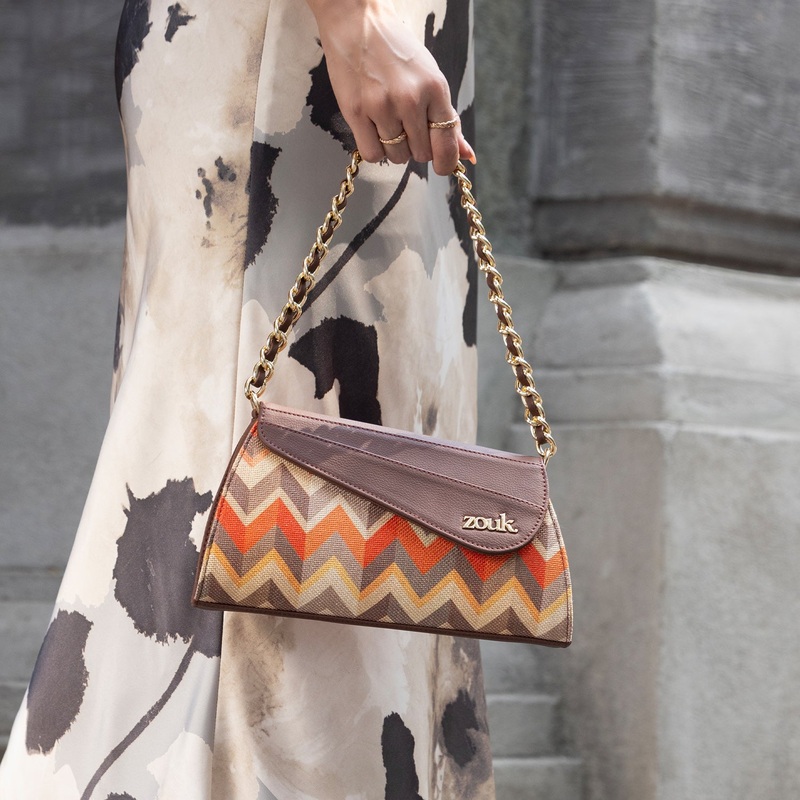 Rhea Kapoor Baguette – Tidal Wave