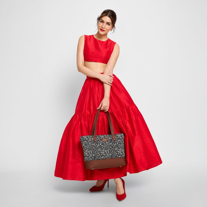 FloMotif Shoulder Tote Bag