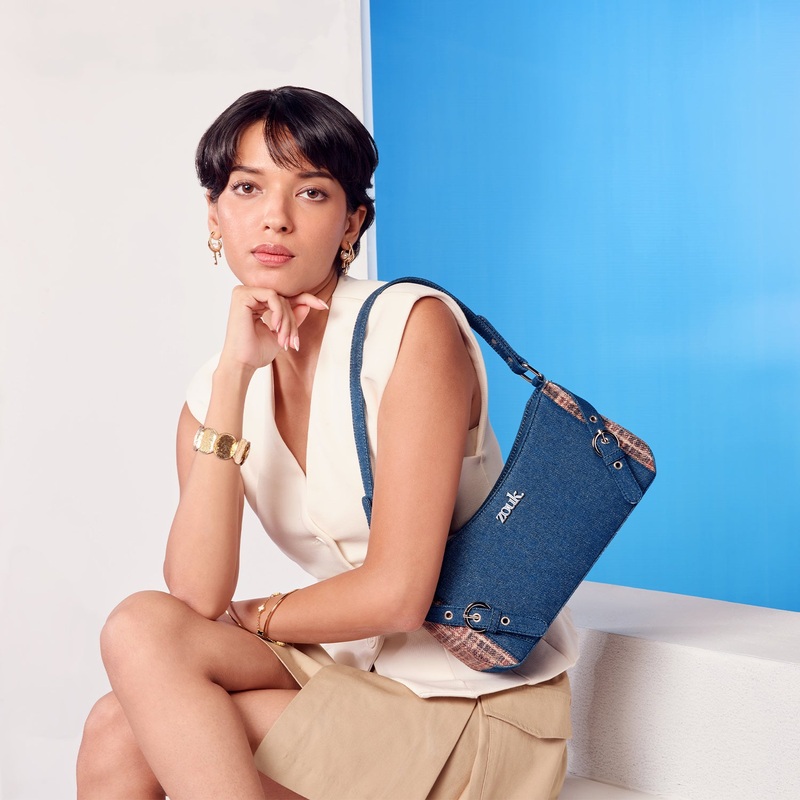 Lyra Baguette – Cashmere Noir (Copper)