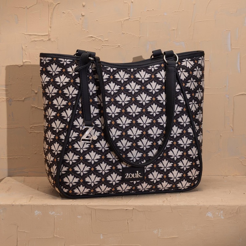 Rhea Kapoor Naisha Tote Bag – Bidri Kaiser