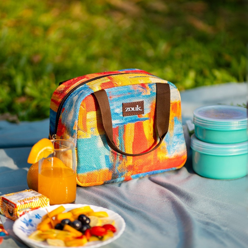 Abstract Amaze Lunch Bag and get flat 10% OFF