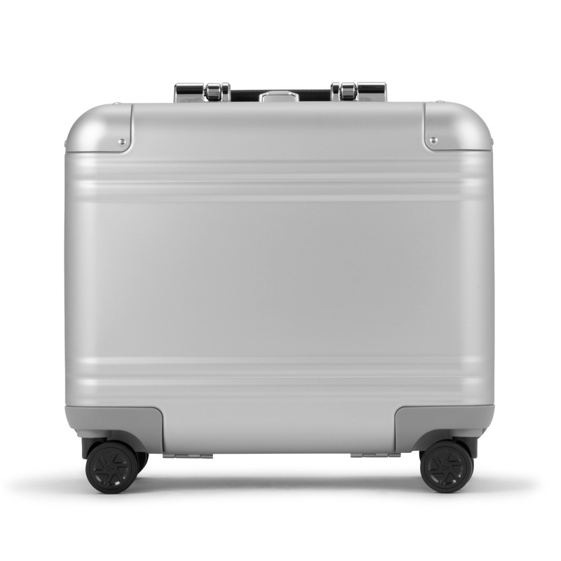 Classic Aluminum 3.0 | Business Case 28L SILVER
