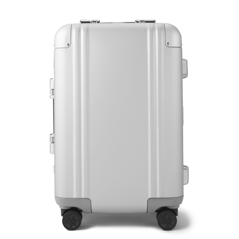 Classic Aluminum 3.0 | International Carry-on 33L SILVER
