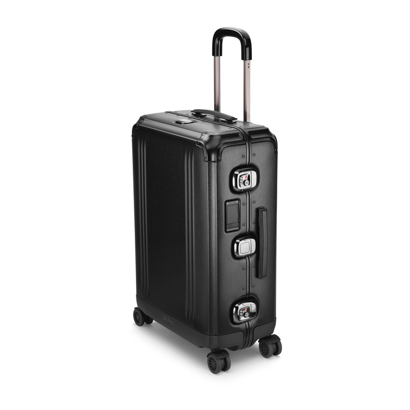 Pursuit Aluminum | Medium Travel Case SILVER