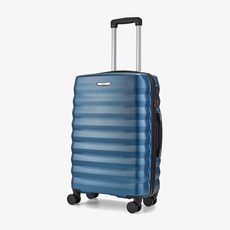 Berlin Medium Suitcase in Blue Blue