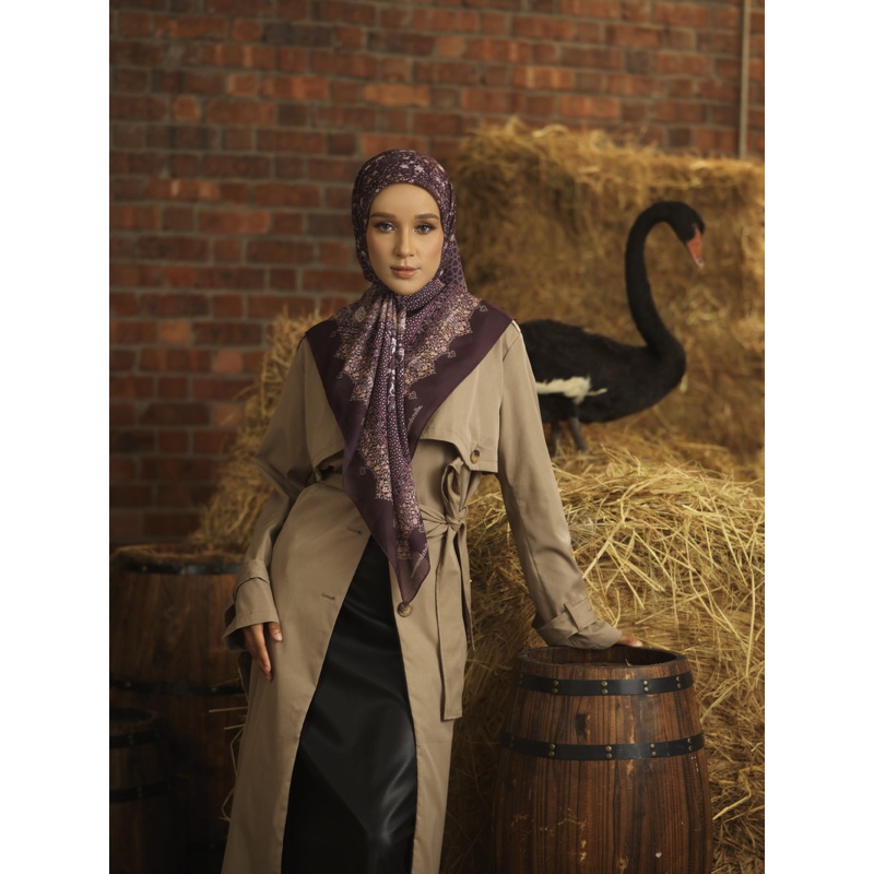 AMRA PRINTED – AMINA