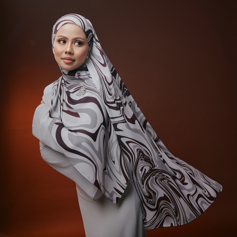 MINERA – RUBY WHIMSY