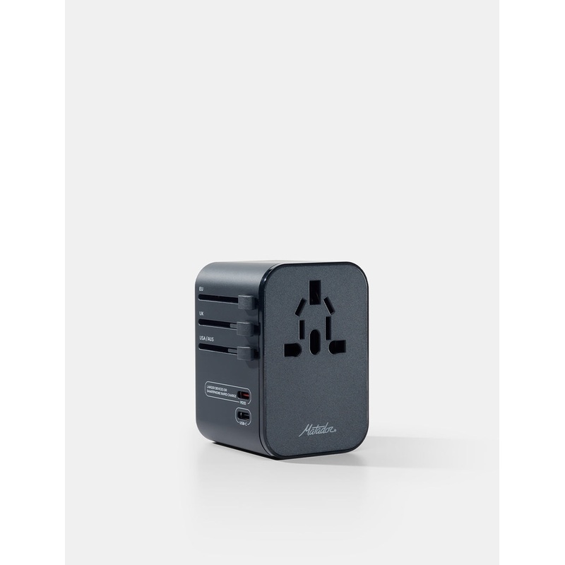 Global Travel Adapter Black