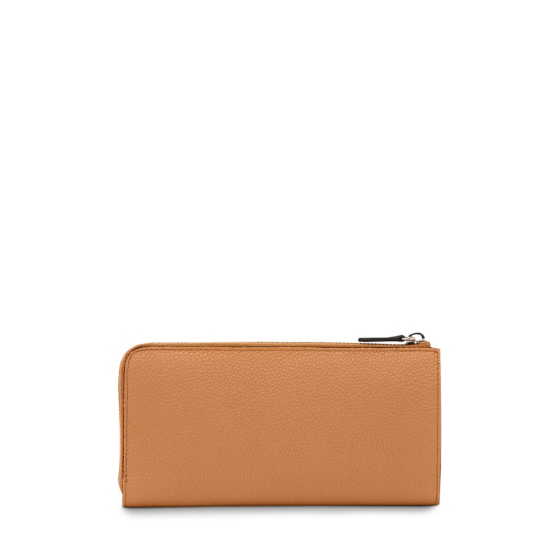 Zipped slim wallet