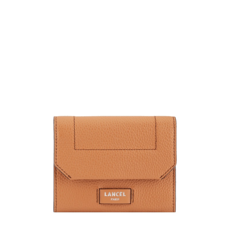 Compact medium wallet with flap