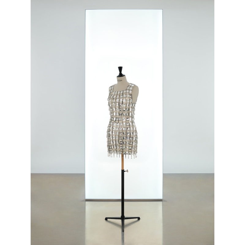 Short strap dress made in metallic jewels assembly