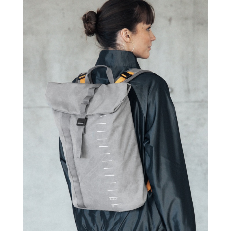 Essential Backpack 12L Sand Grey Sand Grey