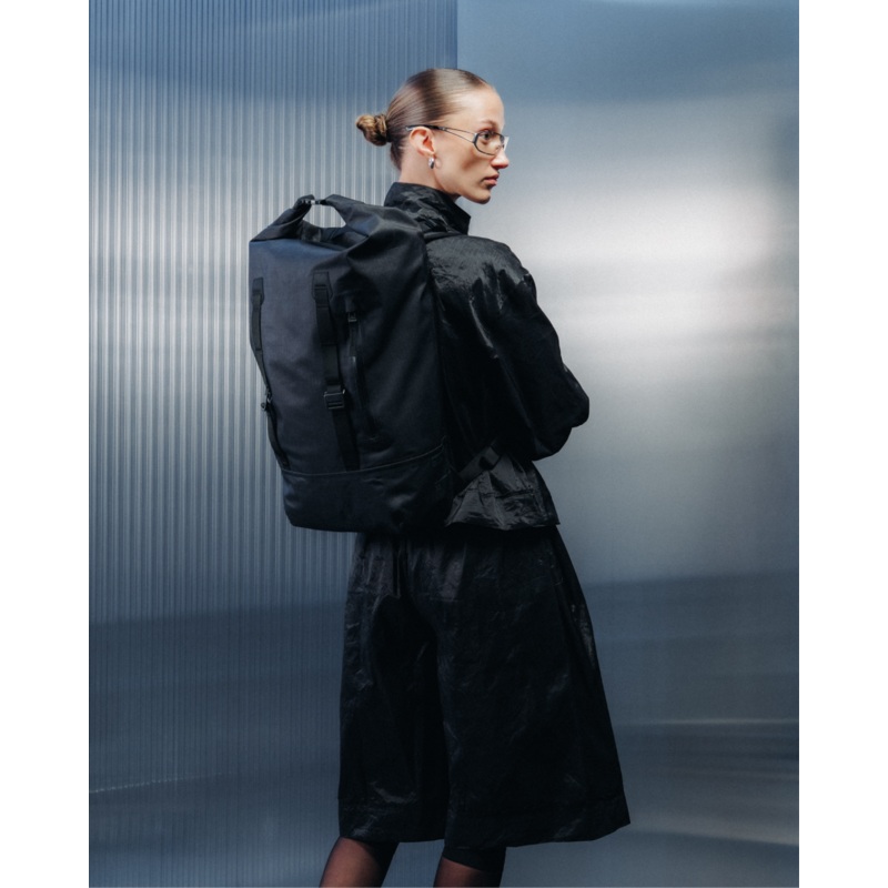 Essential Rolltop Backpack 32L Black Out Black Out