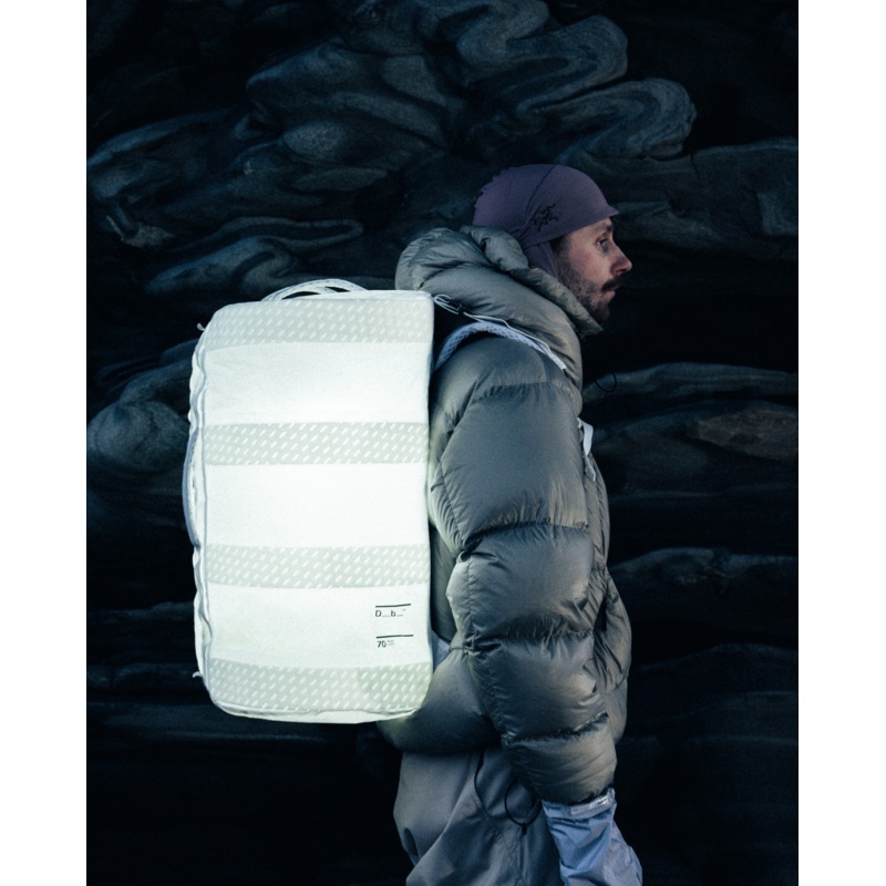 Weigh Lighter Split Duffel 70L Aurora Aurora