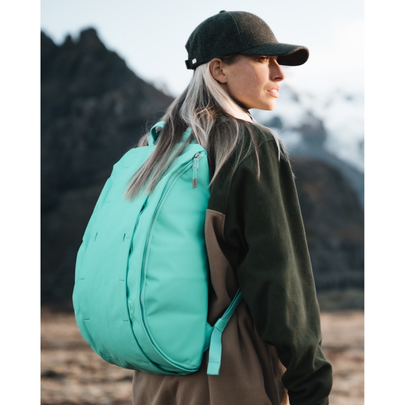 Hugger 1st Generation Base Backpack 15L Glacier Green Glacier Green