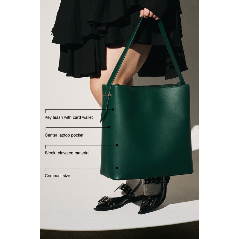 The Essential Tote in Wicked Green