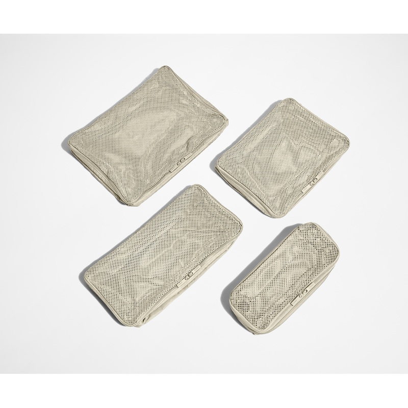 The Insider Packing Cubes in Salt White Jet Black