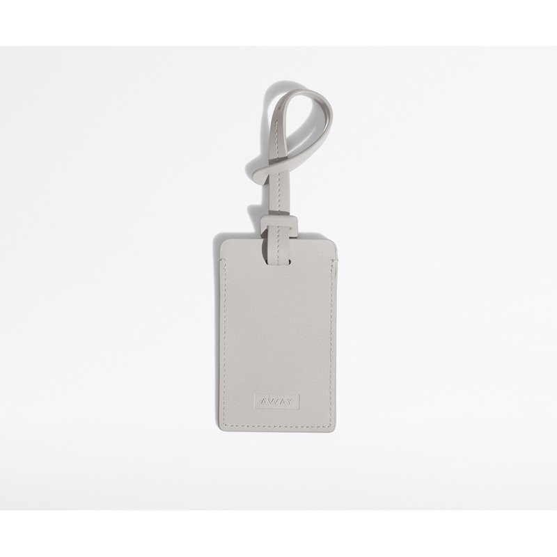 The Luggage Tag in Cloud Gray Jet Black