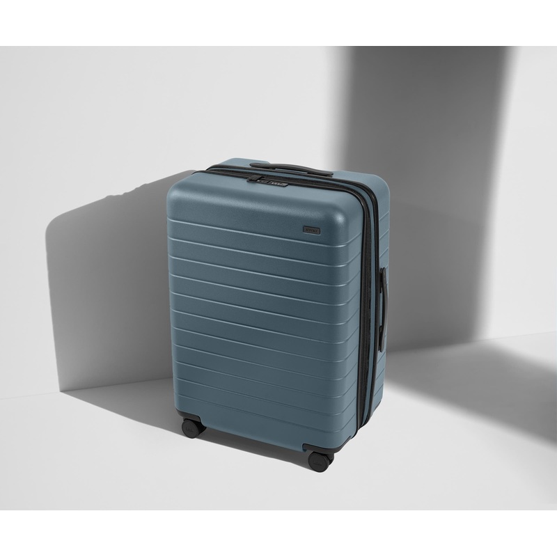 The Medium Flex in Coast Blue Jet Black