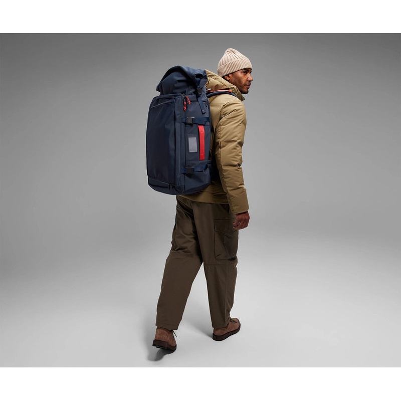 Carry-On Boot Bag 55L in Navy Blue Jet Black