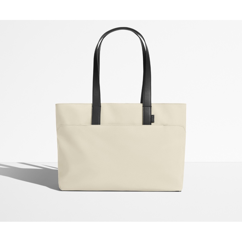 The Everywhere Tote in Salt White Jet Black