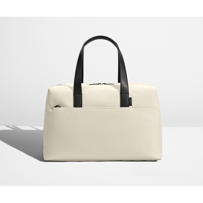 The Everywhere Bag in Salt White Jet Black