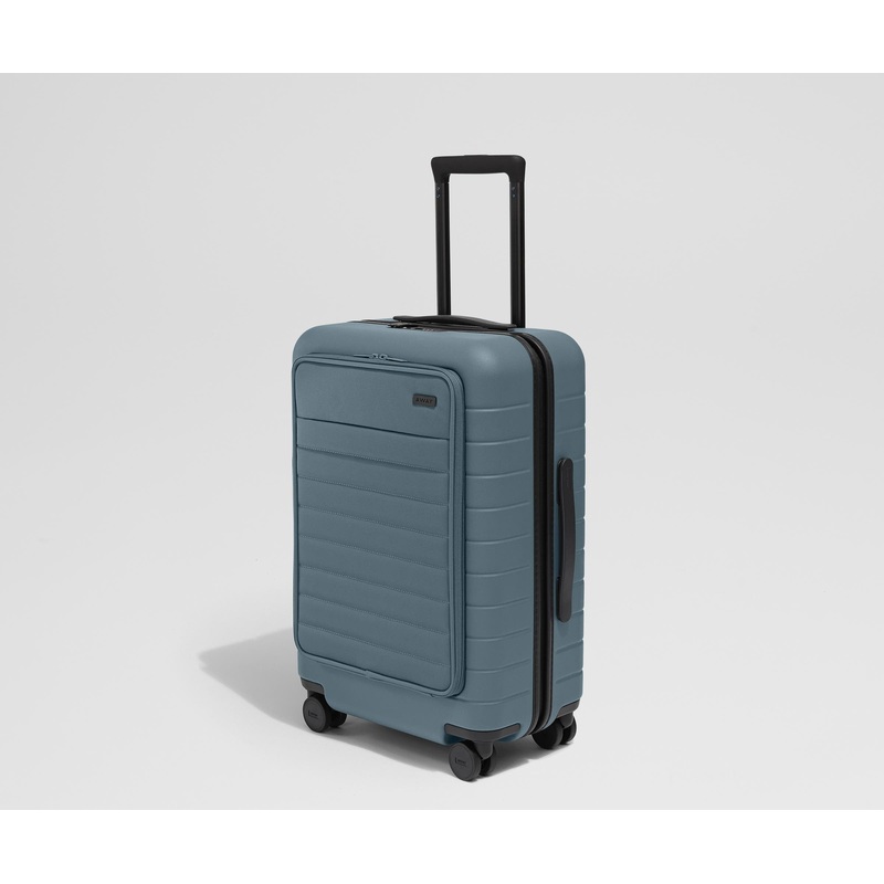 The Executive Bigger Carry-On in Coast Blue Jet Black