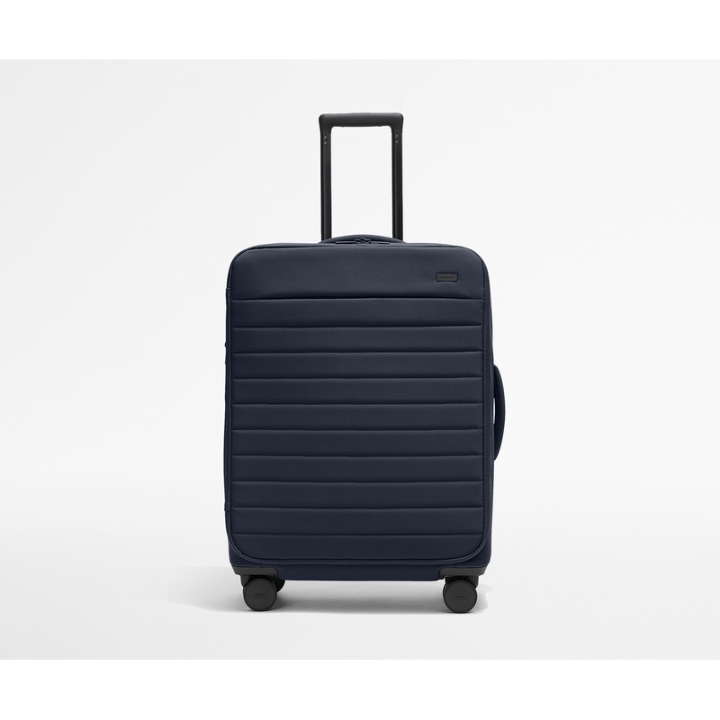 The Softside Medium Jet Black