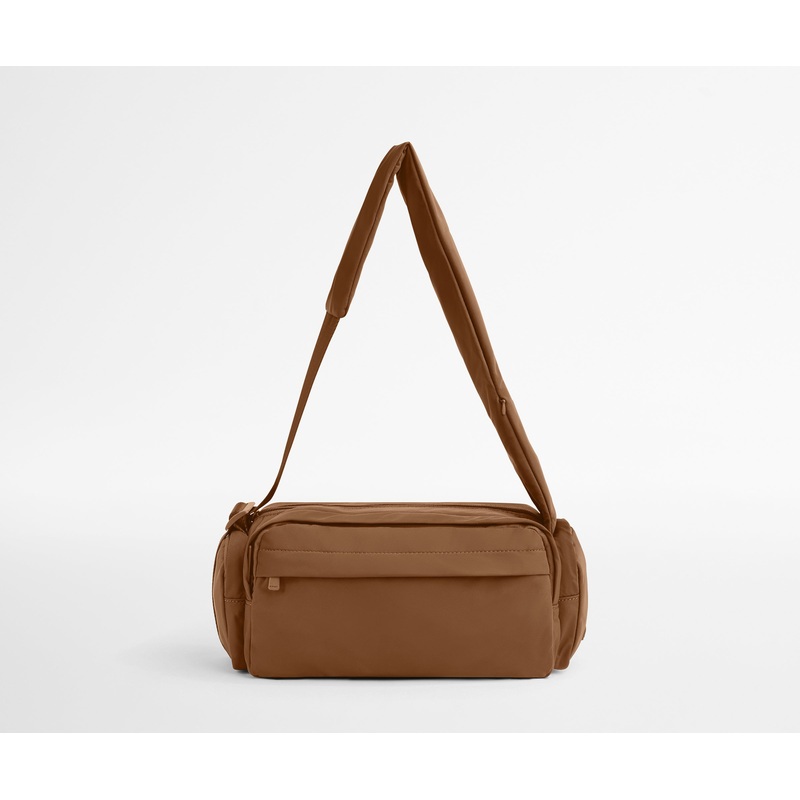 Featherlight Cargo Pack in Amaro Brown Jet Black