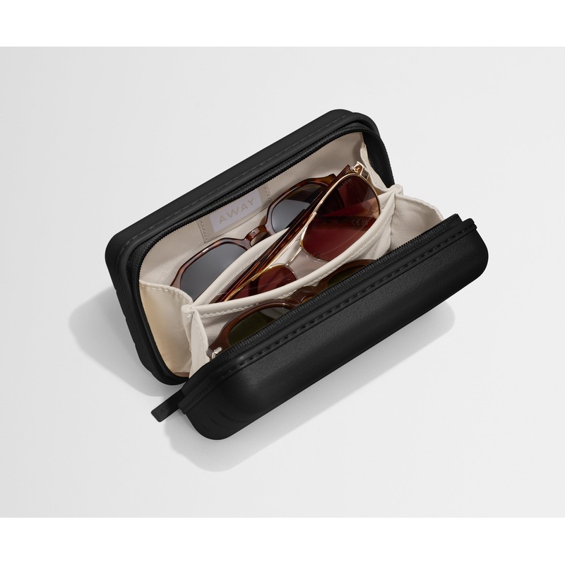 Travel Glasses Case in Jet Black Jet Black