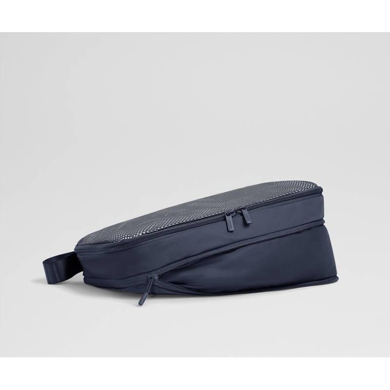 Compression Packing Cubes in Navy Blue Jet Black