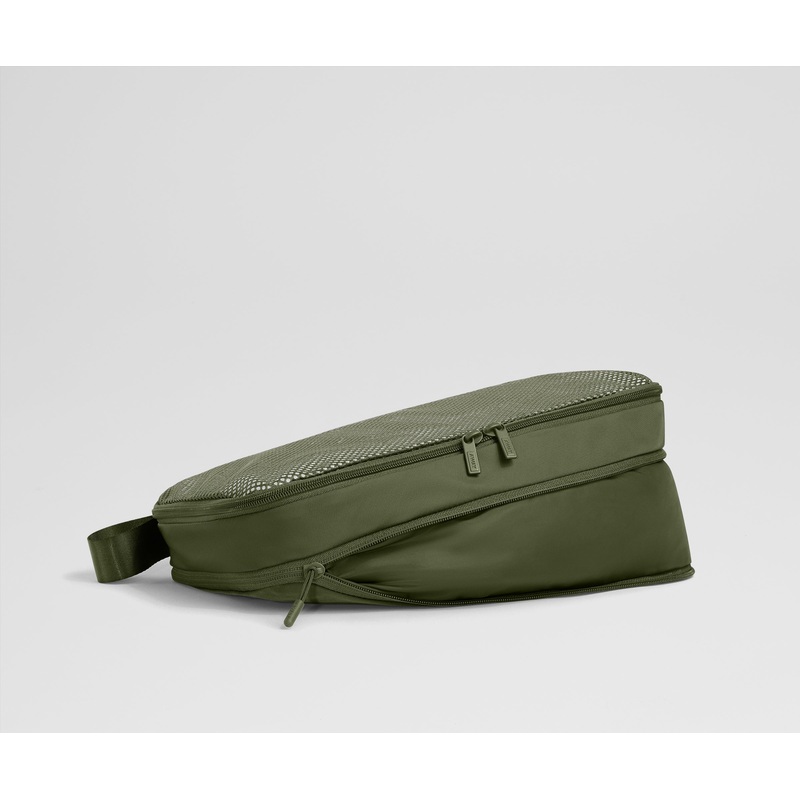Compression Packing Cubes in Olive Green Jet Black