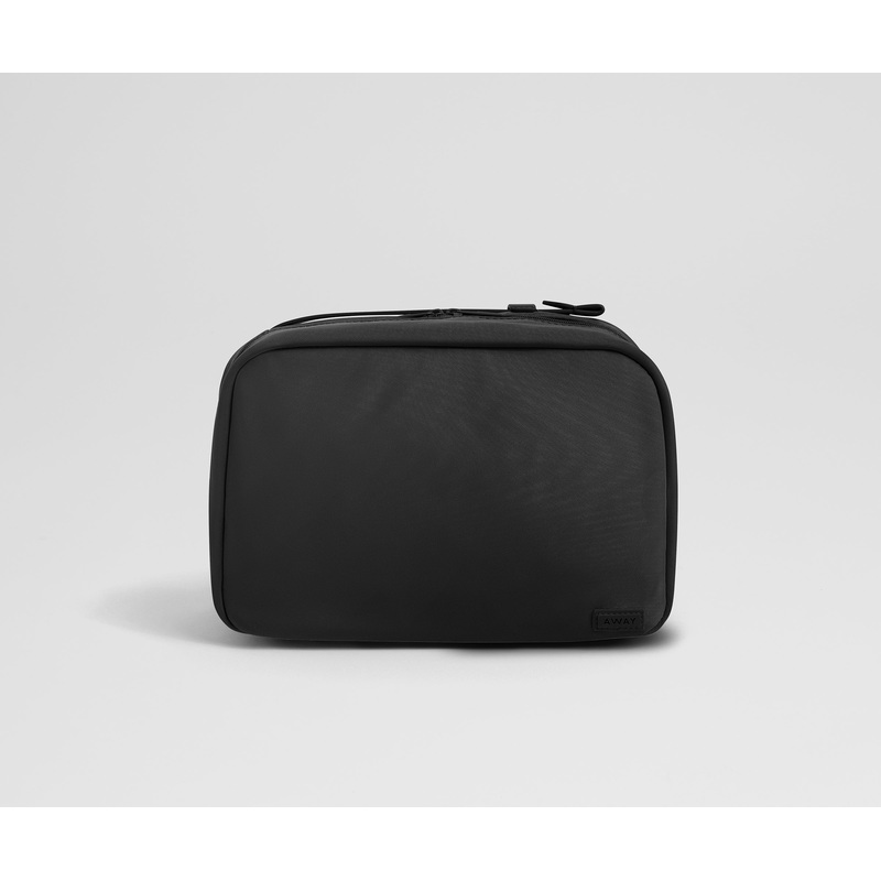 Hanging Toiletry Bag in Jet Black Jet Black