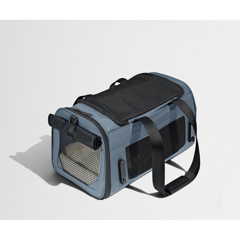 The Pet Carrier in Coast Blue Jet Black