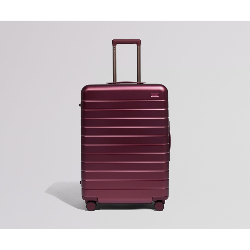 The Medium in Ruby Haze Jet Black