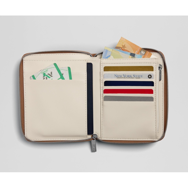 Travel Wallet in Saddle Brown Jet Black