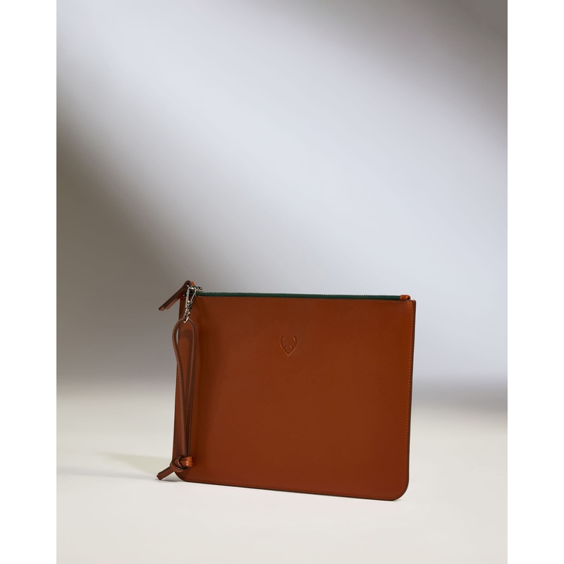 Zipped Pouch with Wristlet in Tan Leather – 1914 Collection