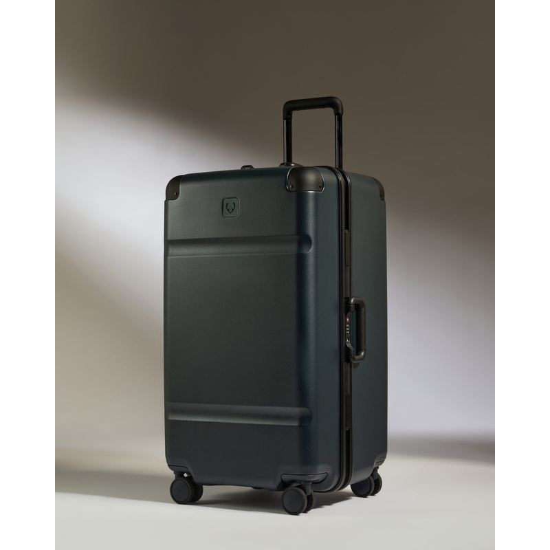 Trunk Luggage in Basalt Navy – Heritage Stripe