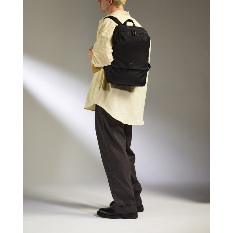 Backpack in Black – Urban Light