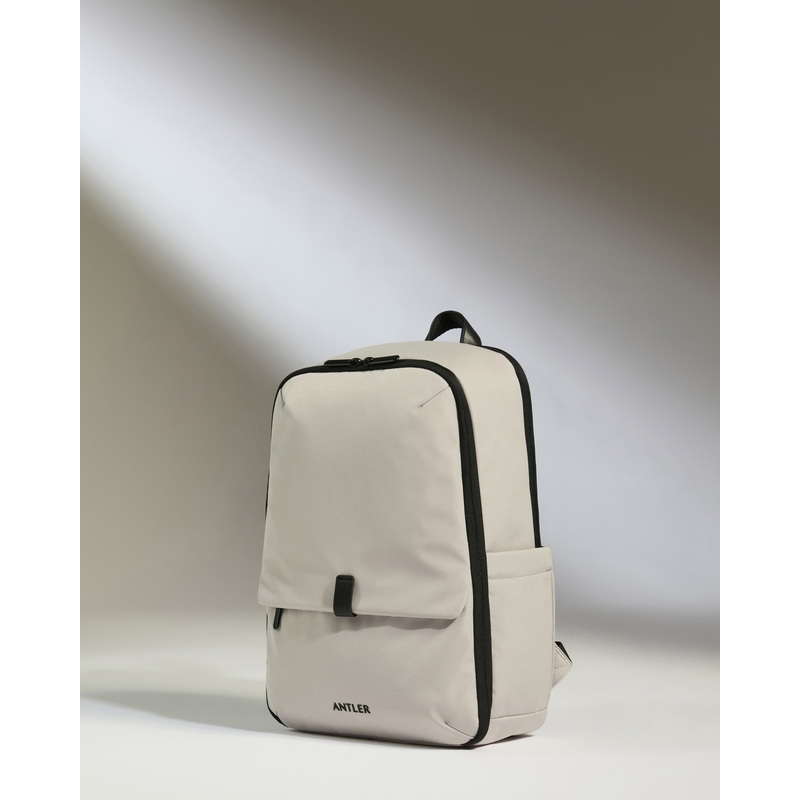 Backpack in Taupe – Urban Light